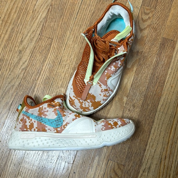 Nike NBA 2K20 x PG 4 ‘Digi Camo’ Sneakers - Picture 4 of 12